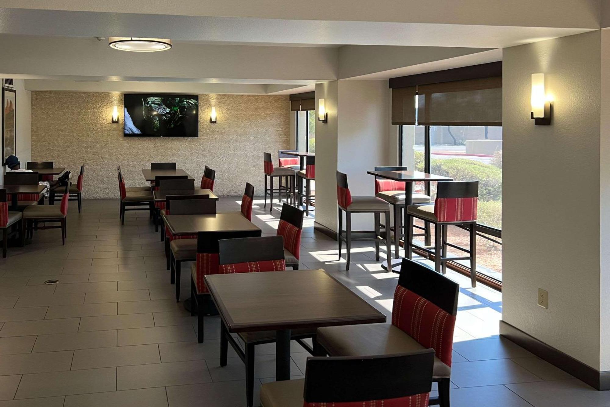 Comfort Inn I-10 West At 51St Ave Phoenix Eksteriør billede